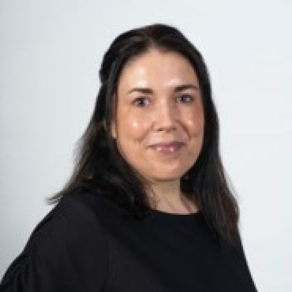 Sara Jones